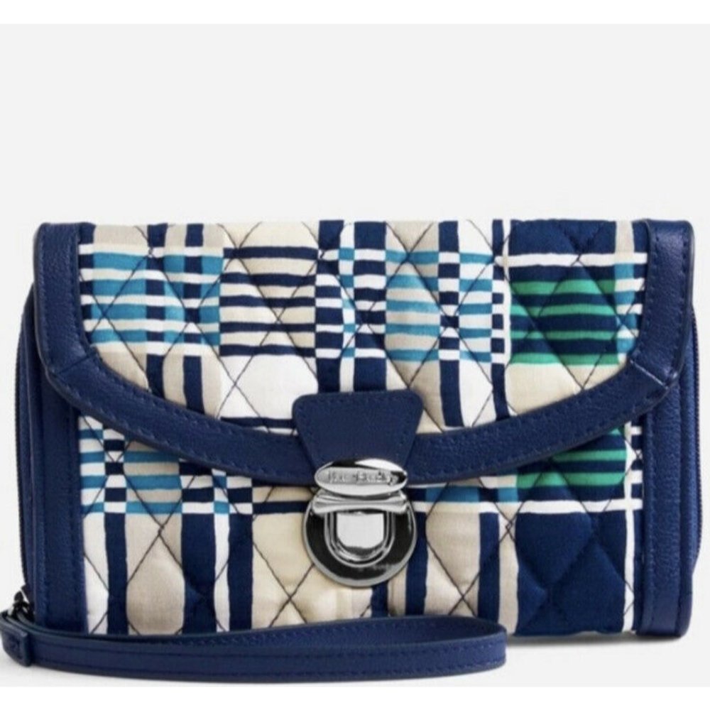 NWT Vera Bradley Ultimate Wristlet - Santiago Woven Signature Cotton
